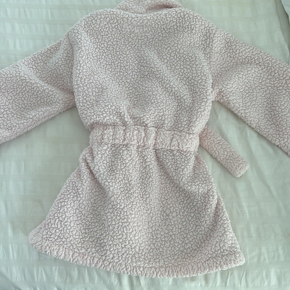 Little Giraffe Cozy Pink Sherpa Robe size 2-4 - Picture 7 of 9